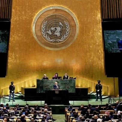 China defende a ONU após convite de Trump ao Conselho de Paz