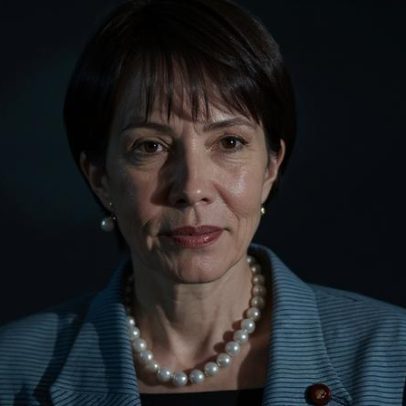 Primeira-ministra do Japão planeja dissolver Parlamento e convocar eleições
