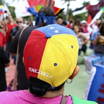 Embaixada dos EUA orienta americanos no Brasil durante protestos contra Venezuela
