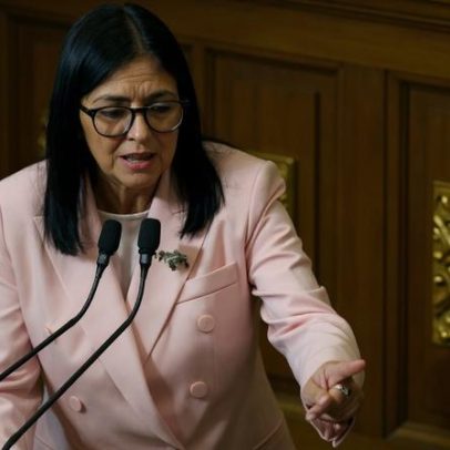 Relação entre Venezuela e EUA é abalada, afirma presidenta interina