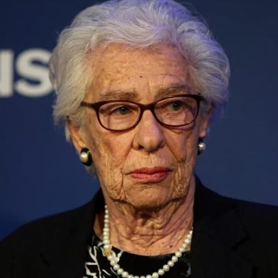 Morre Eva Schloss, sobrevivente de Auschwitz e meia-irmã de Anne Frank