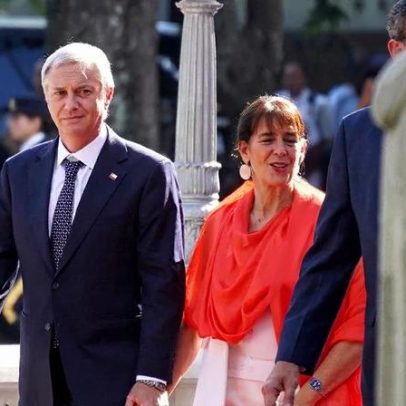 Presidente eleito do Chile visita megaprisão de El Salvador para estudar modelo