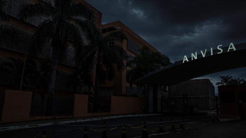 Anvisa ordena recall de decorações alimentares com plástico e glitter