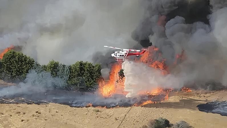 Australianos enfrentam perdas de imóveis à medida que incêndios destroem casas