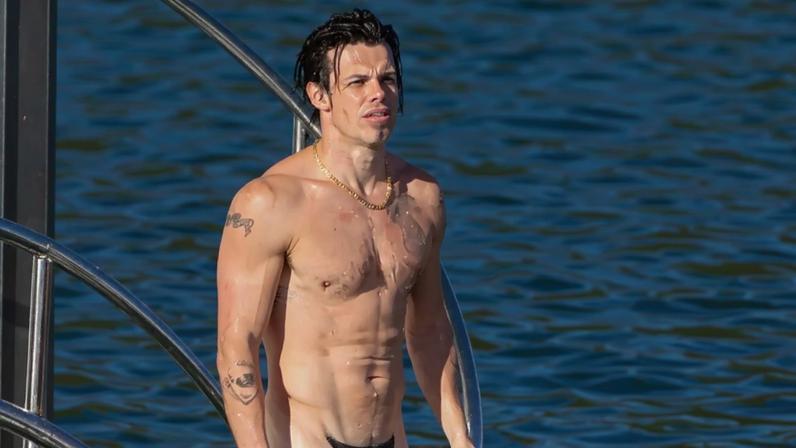 Yungblud was spotted partying on a yacht in Sydney Harbor on Thursday.