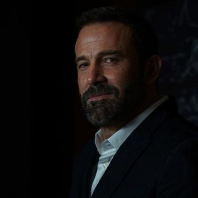Ben Affleck e Lisa Barlow trocam farpas após acusação de ausência em RHOSLC