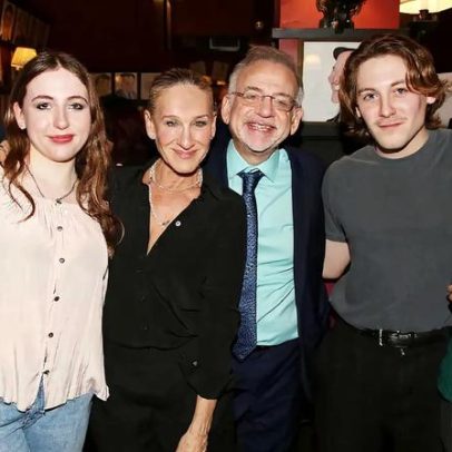 Sarah Jessica Parker e Matthew Broderick reaparecem com os três filhos