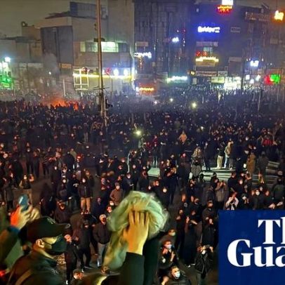 Trump diz que quer ajudar manifestantes iranianos, mas conselho é conflitante