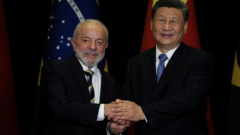 Lula e Xi Jinping durante visita oficial na China