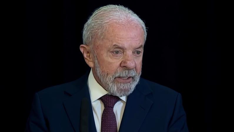Presidentes da Câmara e Senado não comparecem à cerimônia pró-democracia do 8 de Janeiro.