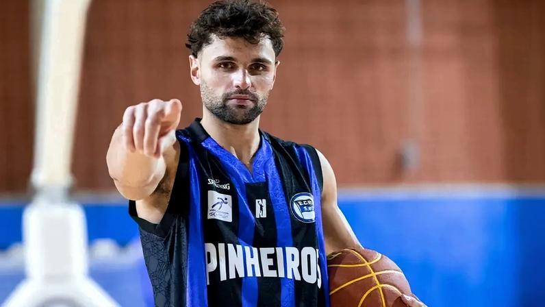 Raulzinho foi atleta do Pinheiros (Foto: Gabriella Garbim/EC Pinheiros)