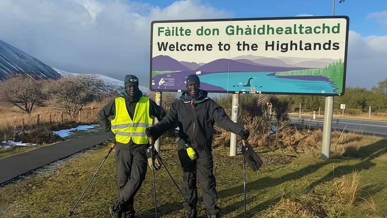John Kuei (left) and Giel Malual arrive in the Highlands.