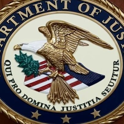 Tribunal de apelação rejeita ampliar acusações do DoJ em protesto na igreja de Minnesota