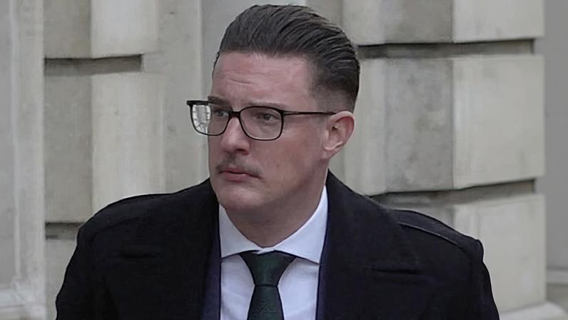 Policial atingiu 93 mph em perseguição fatal no centro de Bristol, diz tribunal