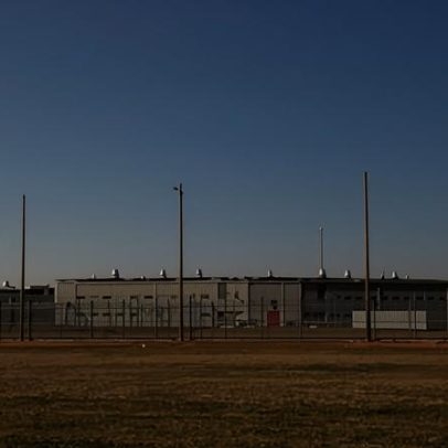 Três detentos mortos após possível motim em prisão estadual da Geórgia