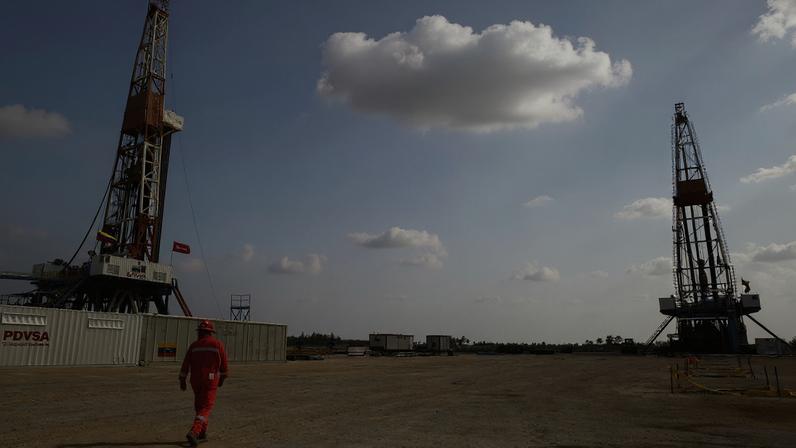 Vista de campo petrolífero vinculada à PDVSA