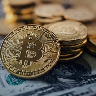 ETFs de Bitcoin perdem US$ 243 milhões com recuo de mercado