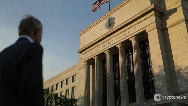 Most US Debanking Stems From Government Pressure, New Report Finds