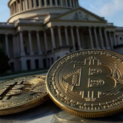 Hoskinson critica CEO da Ripple sobre sabotagem da Clarity Act