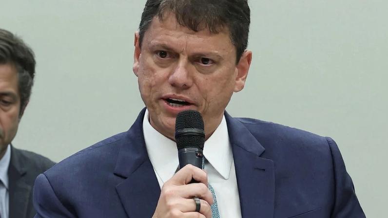 Governador de São Paulo Tarcísio de Freitas reafirma reeleição e apoio a Bolsonaro.