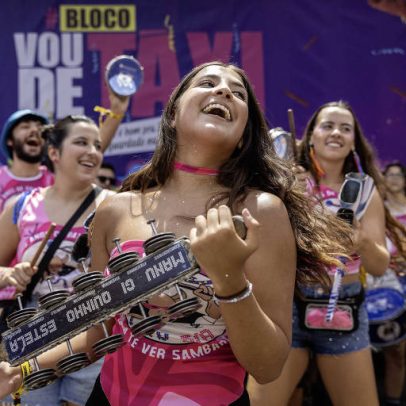 Pré-Carnaval em SP traz ensaios de Monobloco e Vou de Táxi no fim de semana