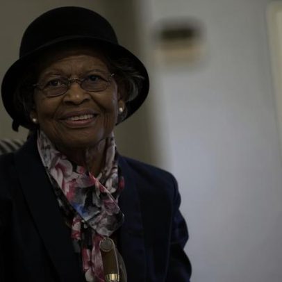 Gladys West, matemática considerada 'mãe do GPS', morre aos 95