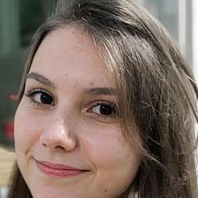 Pai revela morte de Isabel Veloso, 19, após 4 anos de luta contra o câncer na UTI