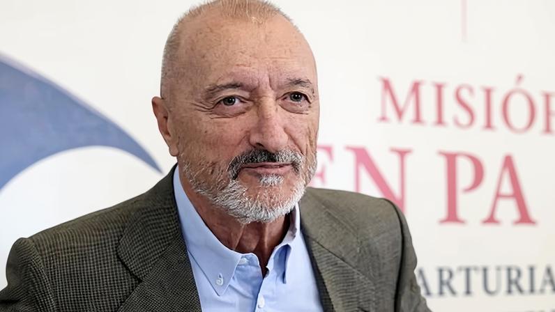 Autor espanhol critica academia de línguas por influência das redes sociais