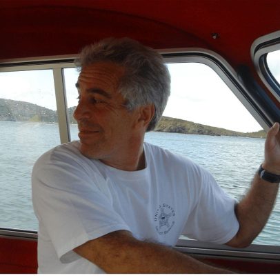Informante afirma que Epstein tinha um hacker pessoal