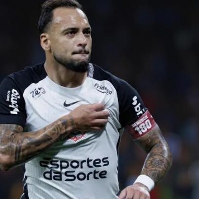 Torcedores do Corinthians mandam recado a Maycon após acerto com o Atlético-MG