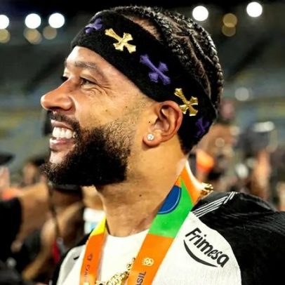 Corinthians aponta vantagens para manter Memphis no elenco até 2026