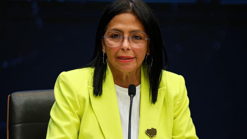 Delcy Rodríguez em Caracas 10/3/2025 REUTERS/Leonardo Fernandez Viloria