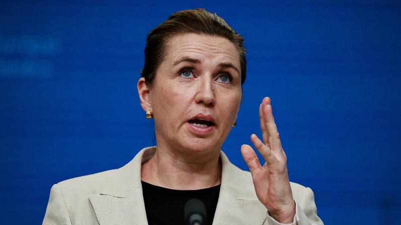 Primeira-ministra da Dinamarca, Mette Frederiksen, durante reunião de cúpula da União Europeia em Bruxelas 19/12/2025 REUTERS/Stephanie Lecocq
