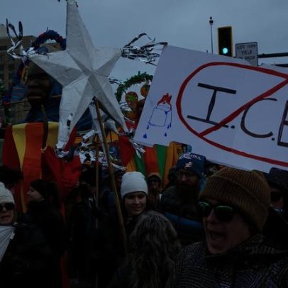 Milhares protestam nos EUA contra a política migratória de Trump