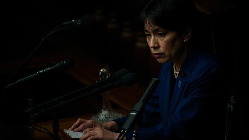 Primeira-ministra do Japão, Sanae Takaichi, discursa ao Parlamento do país em Tóquio 04/10/2025 REUTERS/Kim Kyung-Hoon
