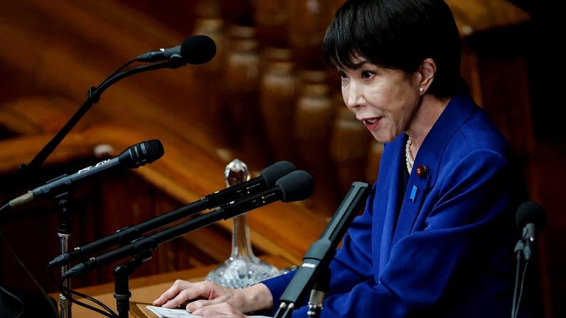 Primeira-ministra do Japão, Sanae Takaichi, discursa ao Parlamento do país em Tóquio 04/10/2025 REUTERS/Kim Kyung-Hoon