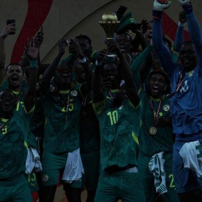 Senegal conquista a Copa Africana após decisão conturbada