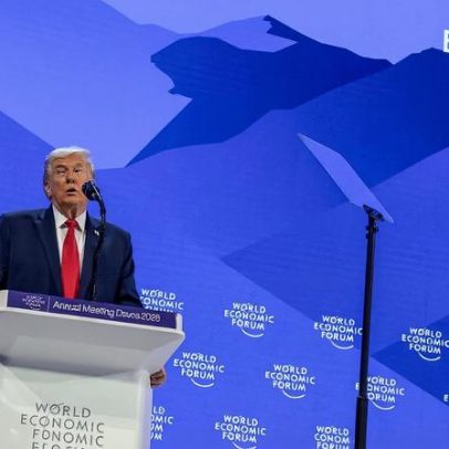 Trump diz que quer comprar Groenlândia sem usar a força