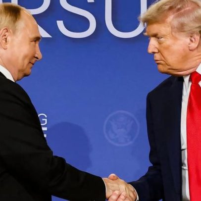 Kremlin diz que Putin suspenderá ataques a Kiev até 1º de fevereiro