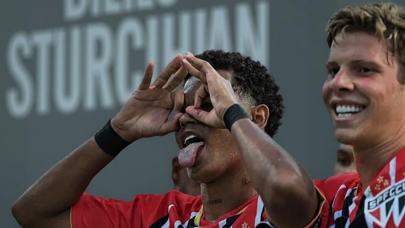 Paulinho foi destaque na segunda rodada do São Paulo na Copinha (Foto: Miguel Pessoa/Código 19/Gazeta Press)