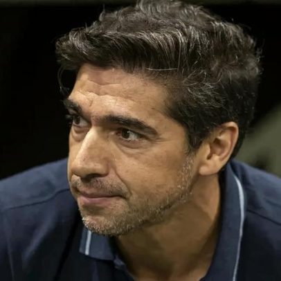 Abel Ferreira fala sobre dores de Vitor Roque