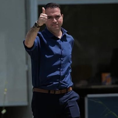 Paz confirma acordo com Gabriel Paulista e define prazo para chegar ao Timão