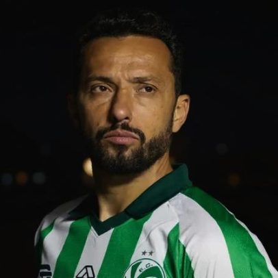 Nenê recebe recepção de rei pela torcida do Botafogo-PB