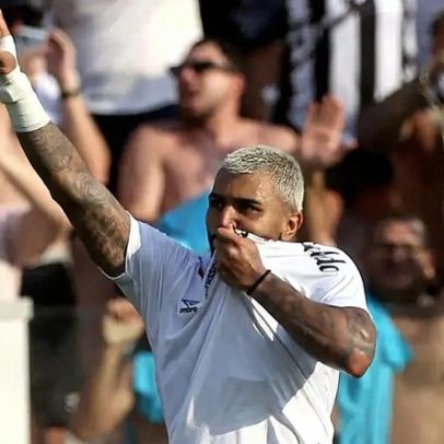 Torcedores de Flamengo e Cruzeiro reagem a gol de Gabigol