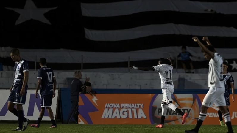 Botafogo vence Taubaté e avança com 100% na Copinha