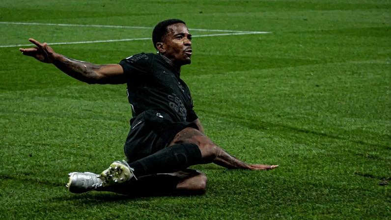 Cacá interessa ao Athletico-PR (Foto: Bruno Escolástico/E.Fotografia/Gazeta Press)