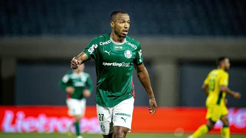 Marlon Freitas em ação pelo Palmeiras no Paulistão 2026 (Foto: Tainá Araújo/Photo Premium/Gazeta Press)