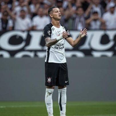 Dorival busca solução rápida para jejum de atacantes do Corinthians
