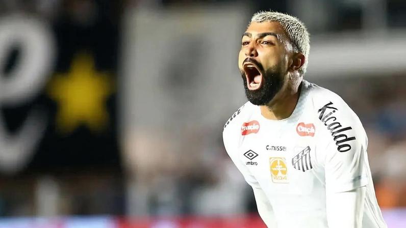 Gabigol comemora gol marcado pelo Santos contra o Corinthians
