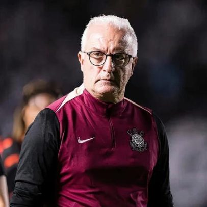Corinthians ganha alternativa, mas oscila no vestibular para a Supercopa